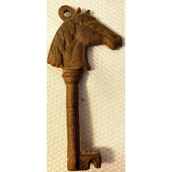 Four Western Key solid Cast Iron features a horse, horseshoe, boot and star - Picture 6 of 8